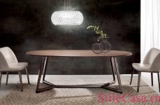 Стол Cover, фабрика Pacini & Cappellini