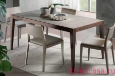 Стол Dominique, фабрика Pacini & Cappellini