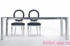 Стол Young, фабрика Pacini & Cappellini
